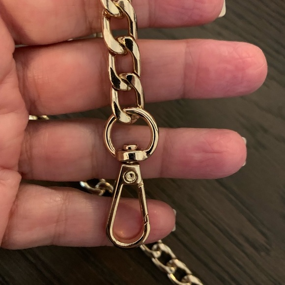 Crossbody replacement Gold chain for purse guitar strap Crossbody chain NWT 40” - Picture 3 of 8